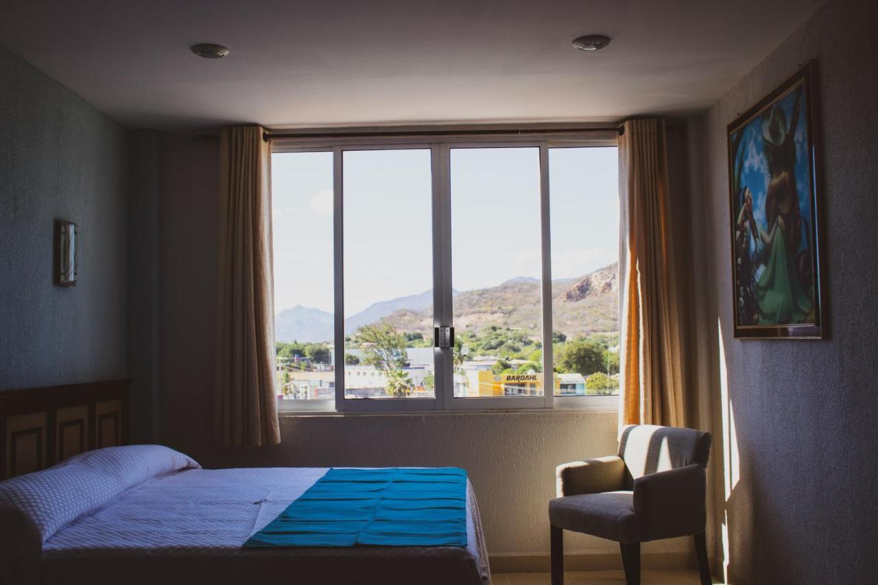 Hotel De La Pena Inn Santo Domingo Tehuantepec Zewnętrze zdjęcie
